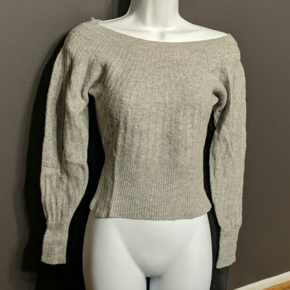 Grey Express puffy sleeved ribbed sweater